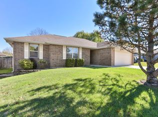 4708 S Ridgeview Ave, Battlefield, MO 65619