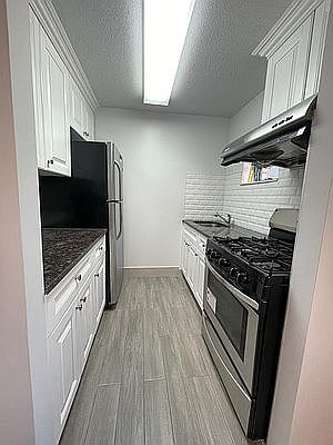 4th image of 60 Henry St APT 6B