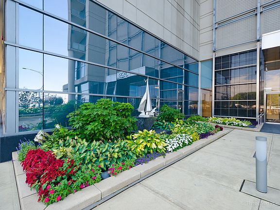 2nd image of 600 N Lake Shore Dr APT 2704