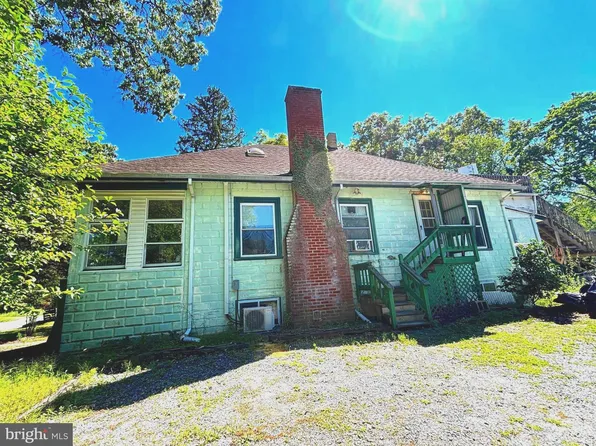 225 Delsea Dr S #B, Glassboro, NJ 08028