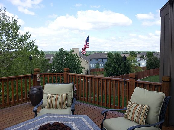 Deck + View