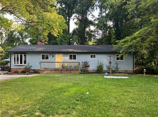 3017 Dellwood Dr, Greensboro, NC 27408