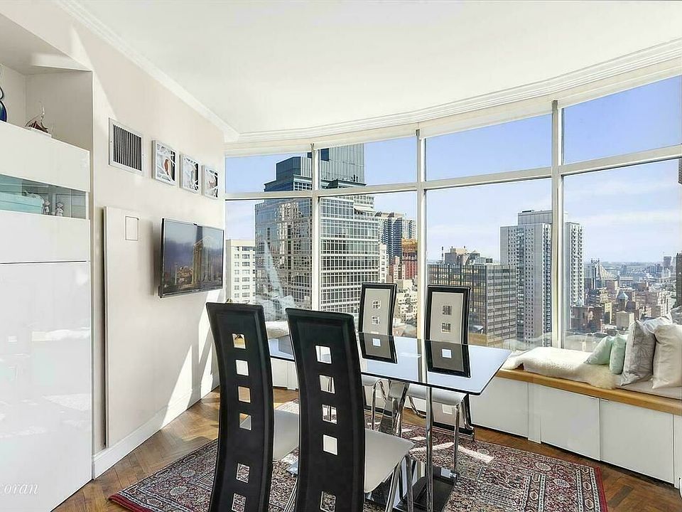 1st image of 250 E 54th St APT 31C