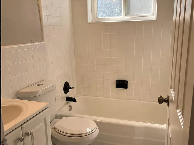 6308 Plainfield Rd #4 — Photo 9