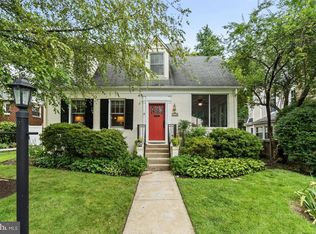 2410 S Ives St, Arlington, VA 22202