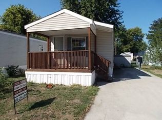 46 Willow Hl, Wood River, IL 62095