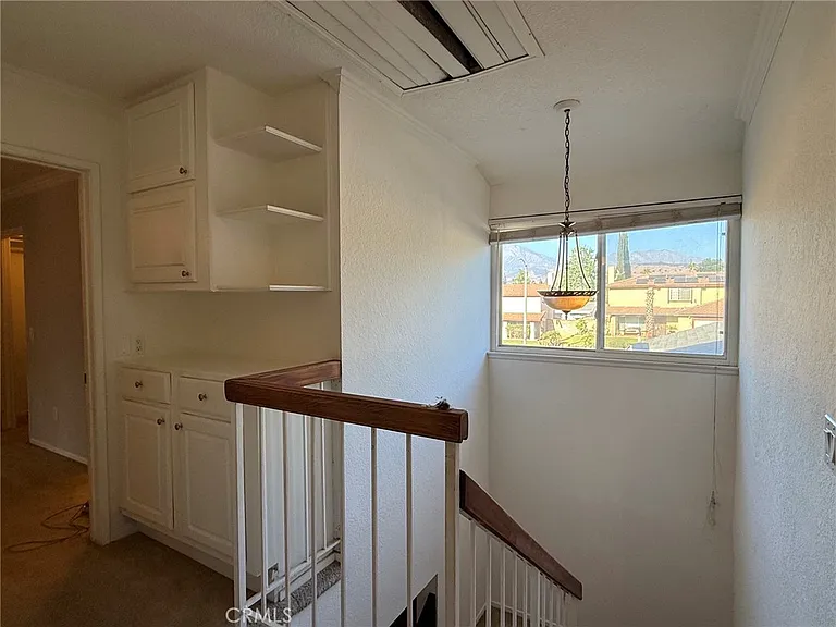 25 Naomi St — Photo 8