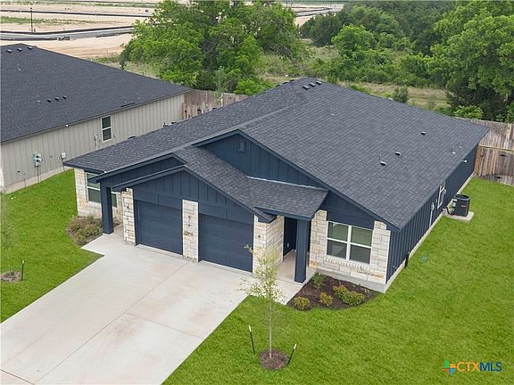 2nd image of 916 Wax Myrtle Ct