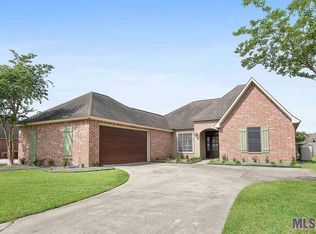 4077 Shady Rdg, Zachary, LA 70791