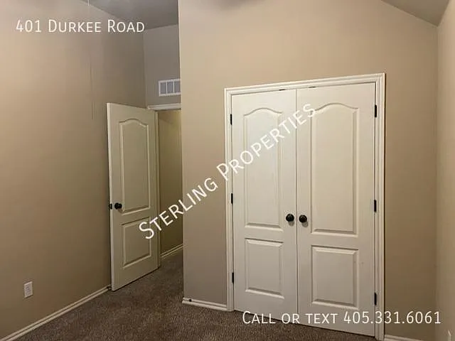 401 Durkee Rd — Photo 5