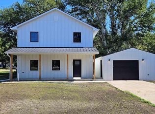 300 Iowa St, Centerville, SD 57014