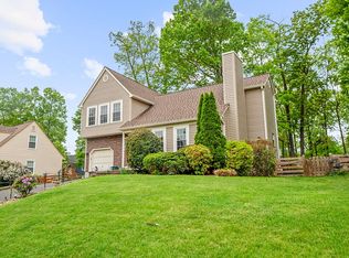 15231 Elk Run Rd, Chantilly, VA 20151