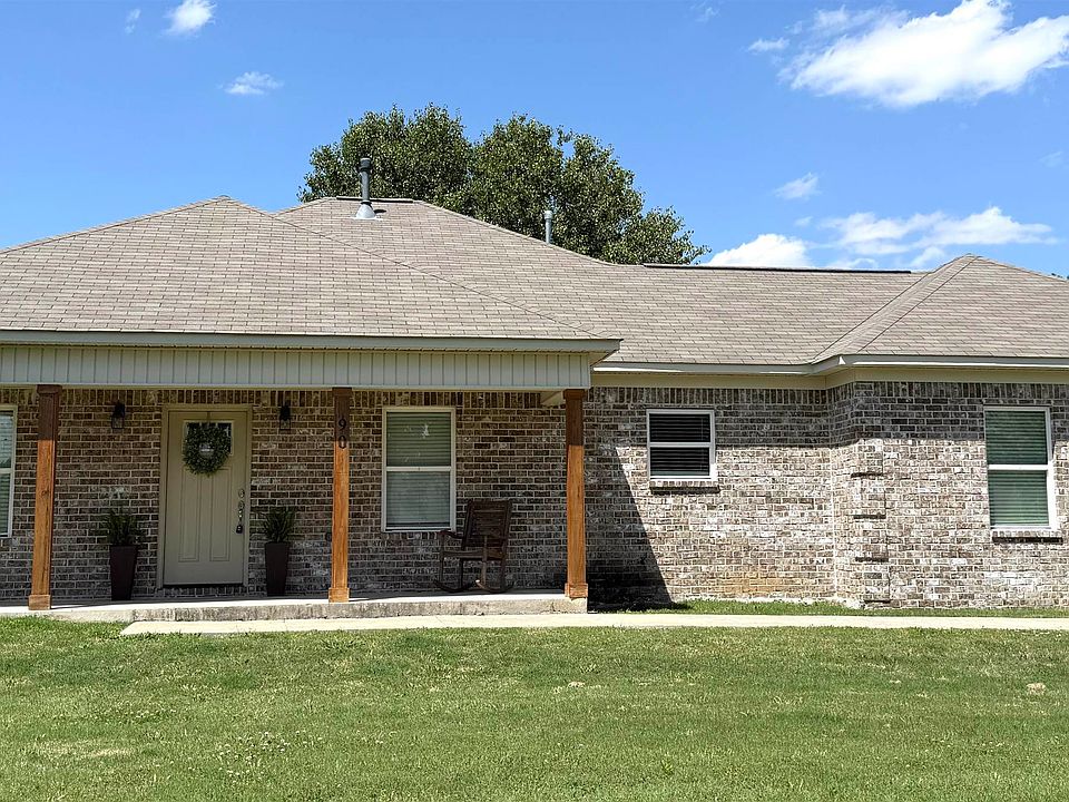 1st image of 90 Squires Grove Dr E