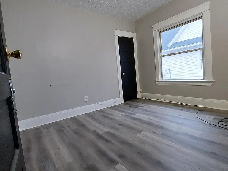 1466 Winchester Ave #U — Photo 9