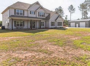 1975 Bohannon Rd, Grantville, GA 30220