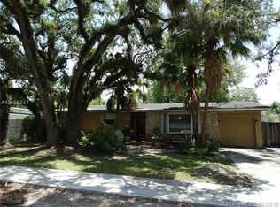 6480 Sunset Dr, South Miami, FL 33143