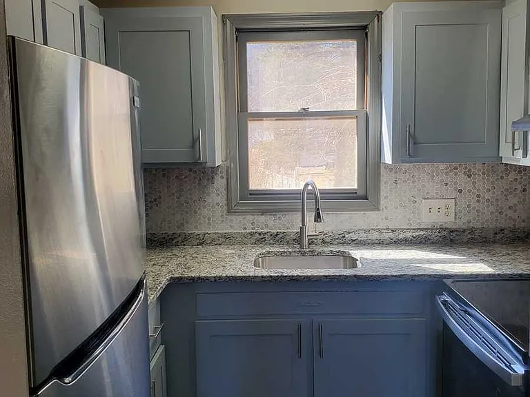 155 River St #E4 — Photo 10