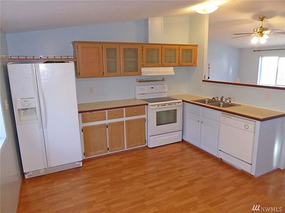 4th image of 33 Goodfellow Ave