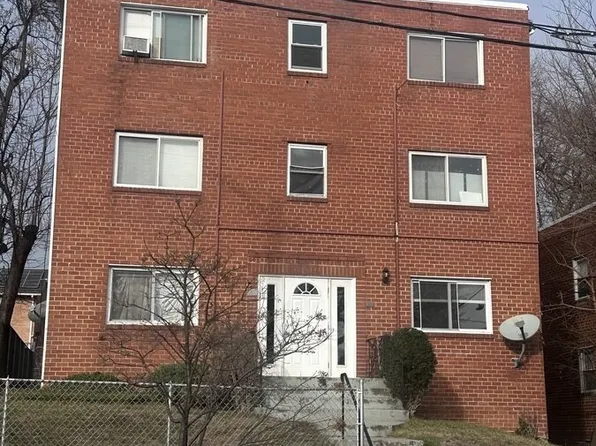 430 Brandywine St SE #102, Washington, DC 20032