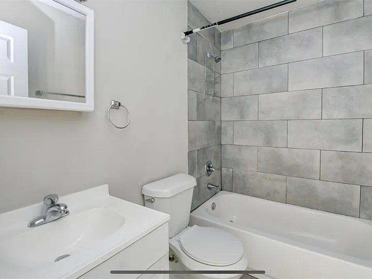 2316 Rosalee St #6 — Photo 11