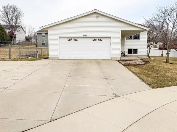 4912 Opal Ln NW, Rochester, MN 55901