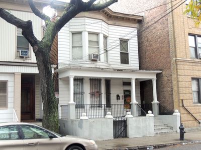 2459 Cambreleng Ave, Bronx, NY, 10458