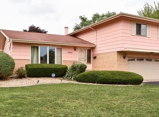 2846 Walnut Rd, Homewood, IL 60430