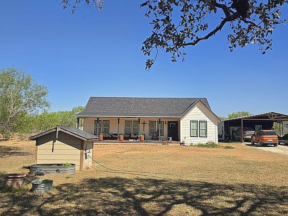 2nd image of 1213 County Road 1670