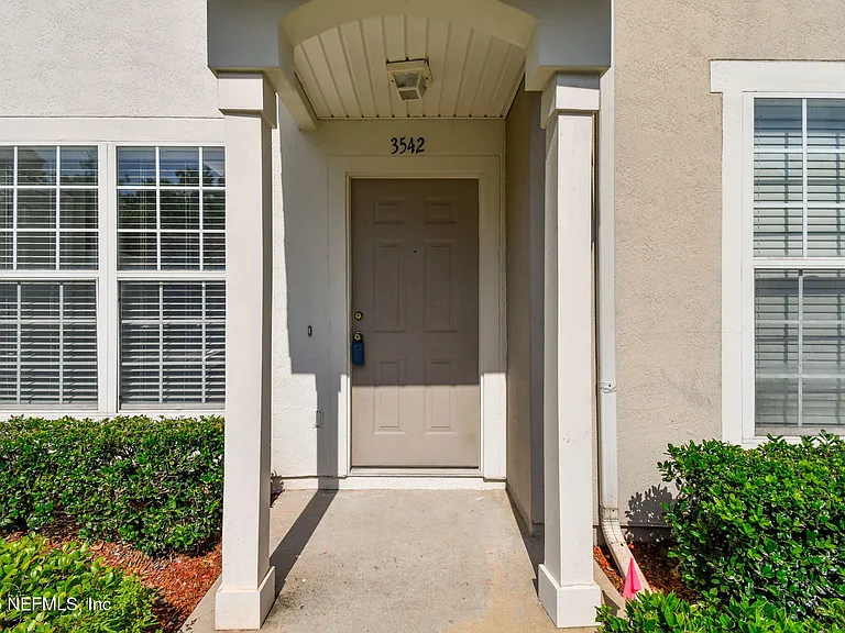 3542 Lone Tree Ln — Photo 5