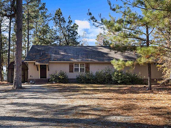 2nd image of 1326 Circle Dr
