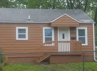 2704 SW 7th St, Des Moines, IA 50315