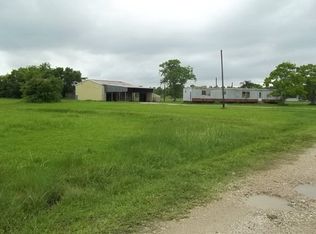 129 Williams Ln, Angleton, TX 77515