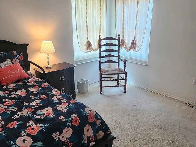 610 Palm Dr — Photo 24