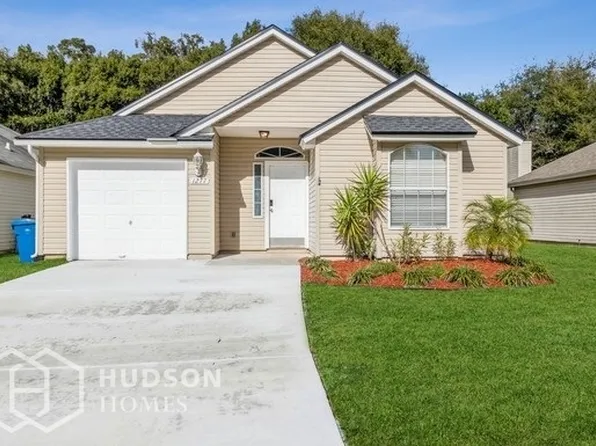 1277 Brookwood Bluff Rd E, Jacksonville, FL 32225