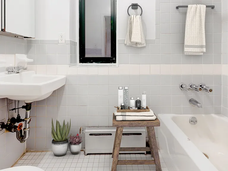117 Waverly Pl #1RW — Photo 6
