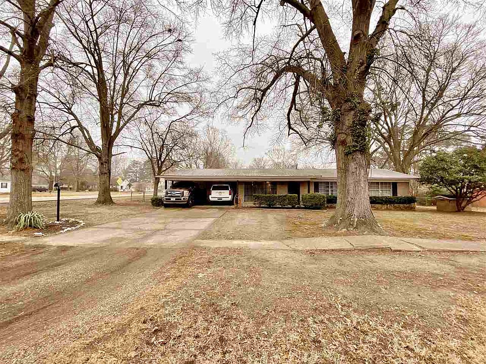 1st image of 101 Redwood Dr