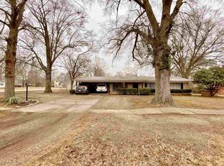 101 Redwood Dr, Texarkana, TX 75501