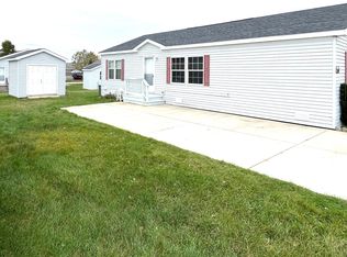 2675 Manatee Ct, Lapeer, MI 48446