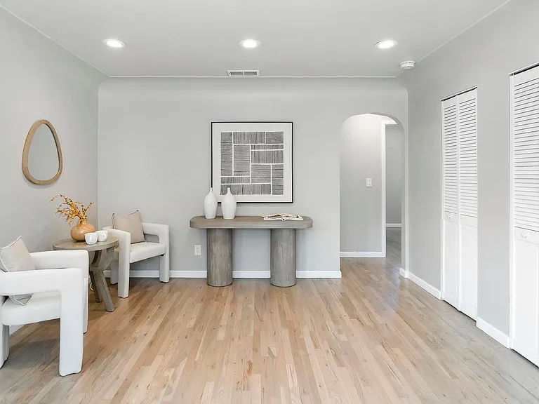Sloan's Lake: 2-Bedroom 1 Bath With High-End Finishes — Photo 7