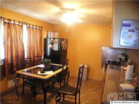 3rd image of 25 Hummel Dr