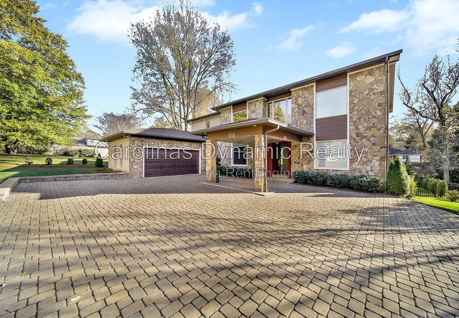 4 bed, 4.5 bath, 4278 sqft, $11,000 — Photo 3