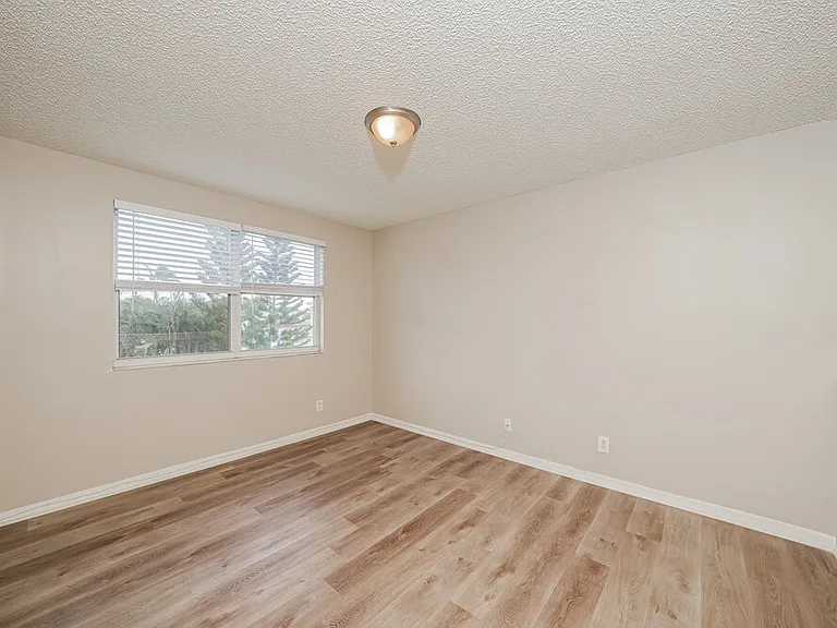 7142 Davit Cir — Photo 8