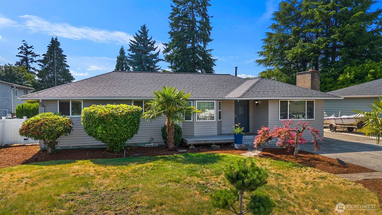 14715 57th Avenue S photo 1