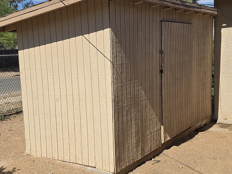 2501 N Sparkman Blvd — Photo 13