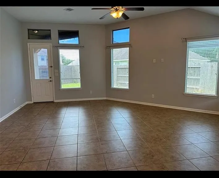 4219 Kendall Rock Ln — Photo 14