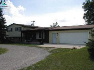 6949 N Capac Rd, Yale, MI 48097