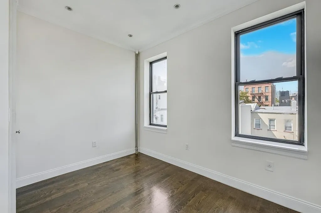 329 Union Street — Photo 3