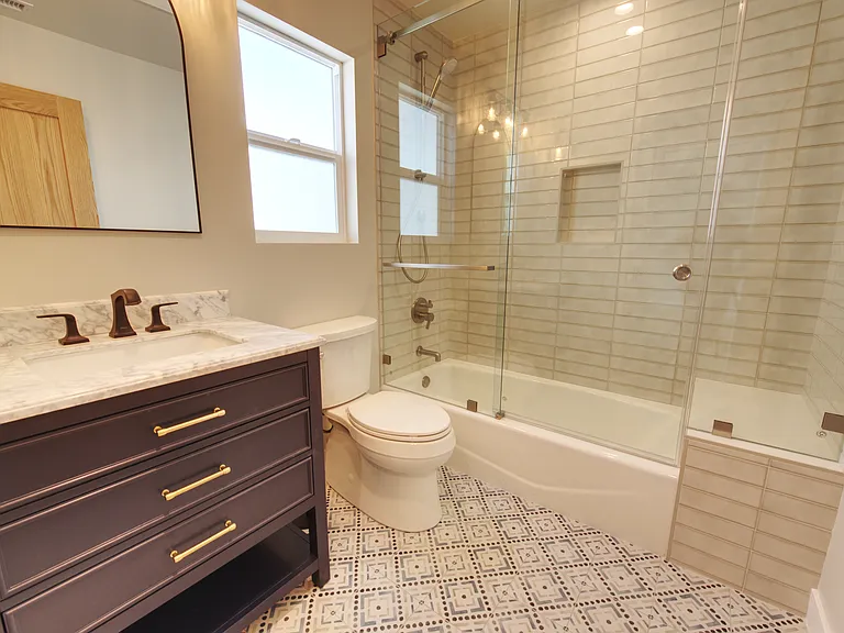 2242 N Fairview St #102 — Photo 10