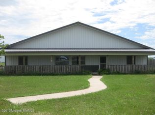 42715 Crimson Trl, Perham, MN 56573