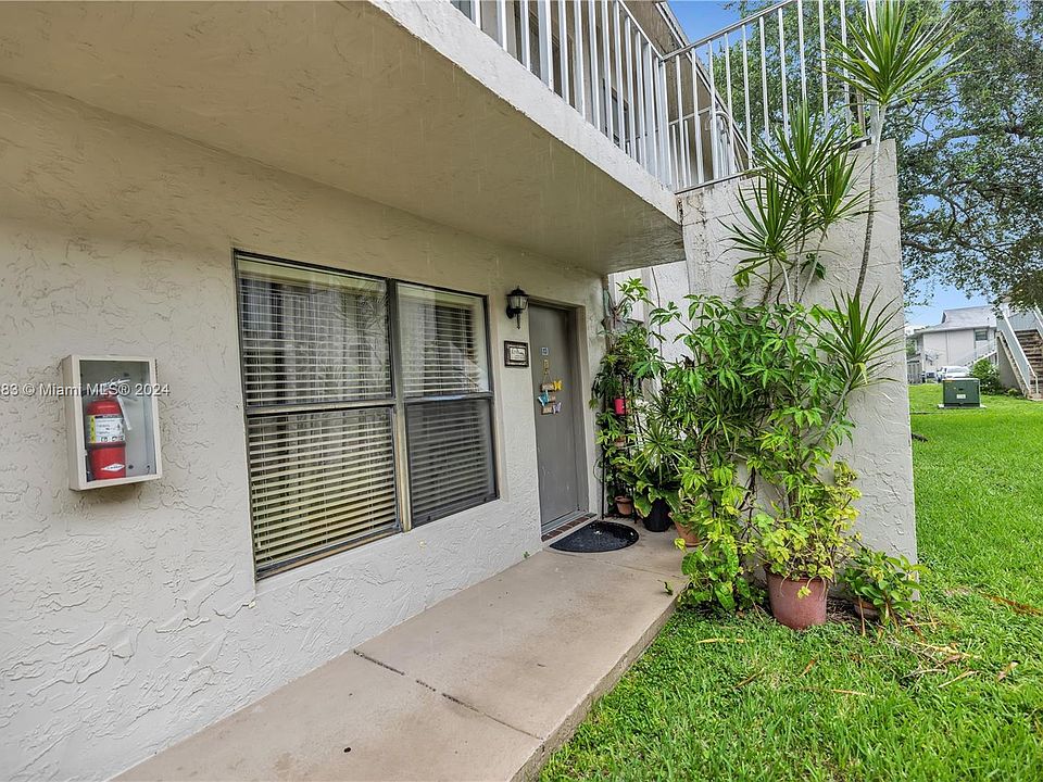 1st image of 15328 SW 72nd St #813